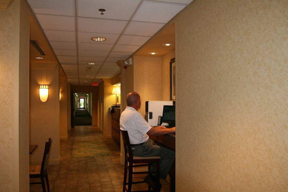 Hampton Inn Mount Vernon Einrichtungen foto